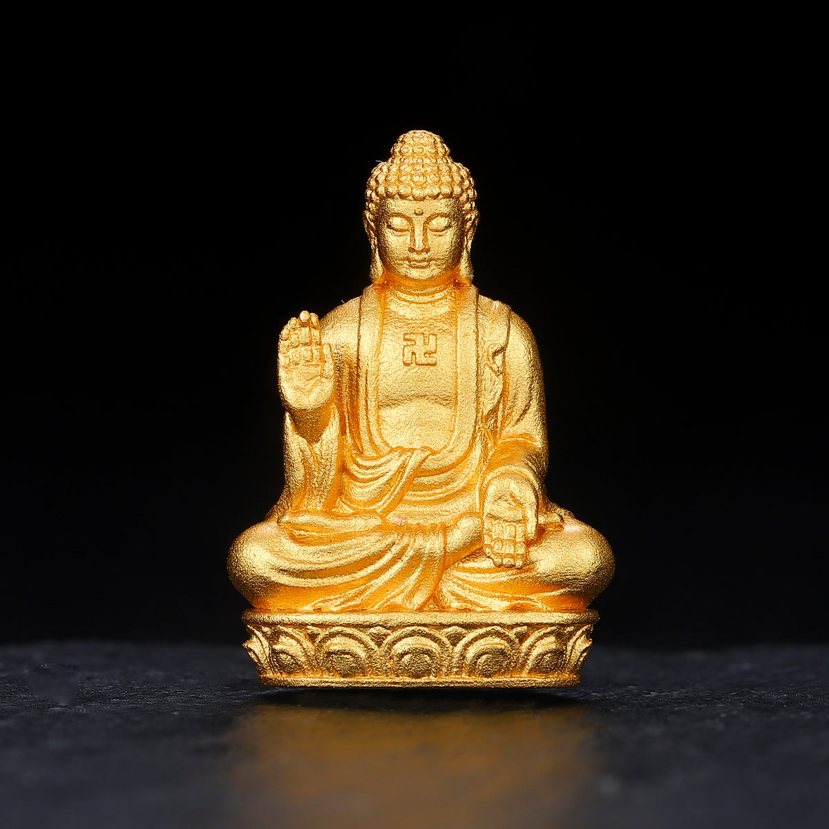 Dainichi Nyorai Sculpture