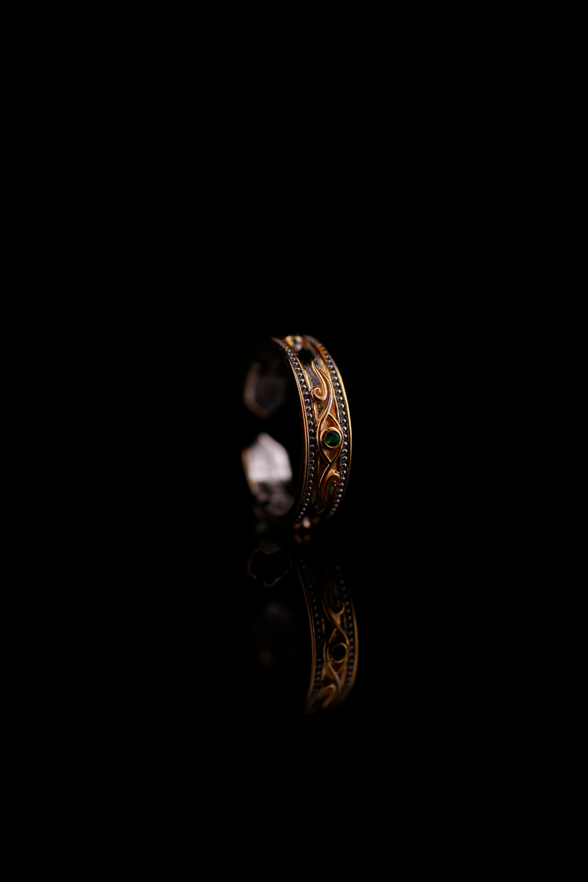 Verdant Scroll Script Ring